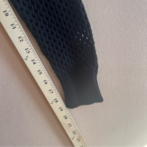 ATHLETA  Black Knit Yogi Mesh Volume Sleeve Sweater in Small - Picture 14 of 15